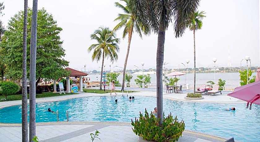 Fortune River View Hotel Nakhon Phanom