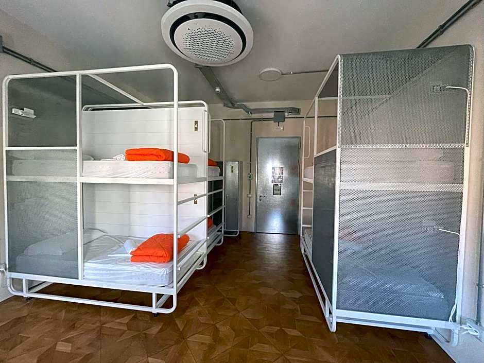 Photo 1 of 13 of 6-Bed Mixed Dormitory Room