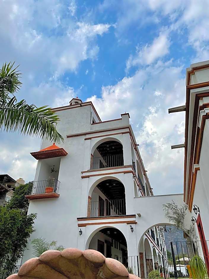 Palacio Del Cobre