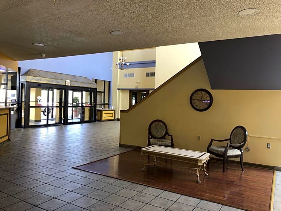 Hotel Tulsa I-44 Midtown – Tulsa, OK