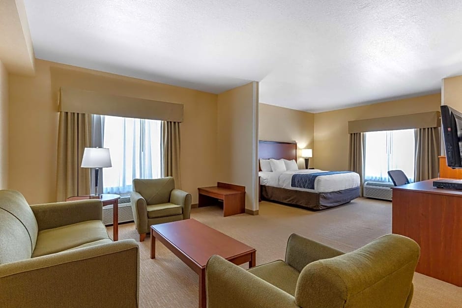 Comfort Inn & Suites Gateway to Glacier National Park