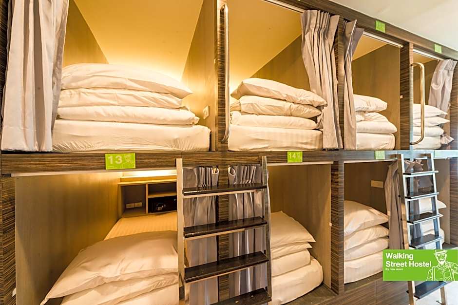 walking street hostel by new wave