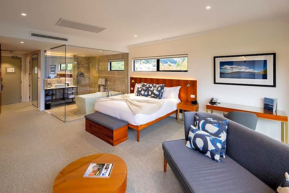 Queenstown Park Boutique Hotel