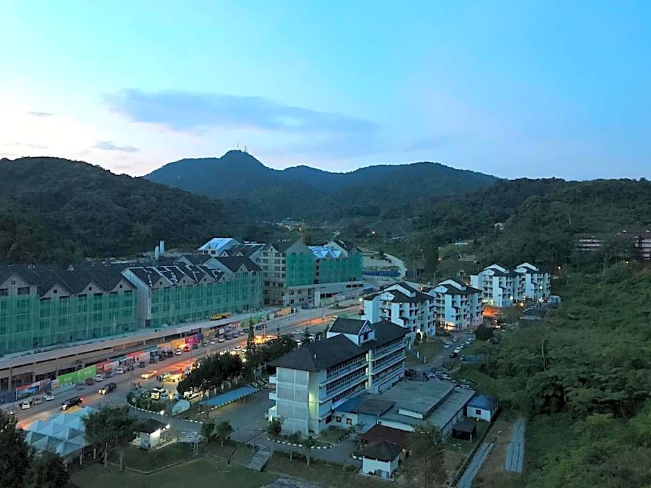 Cameron Pasar Malam Apartment @ Crown Imperial Court