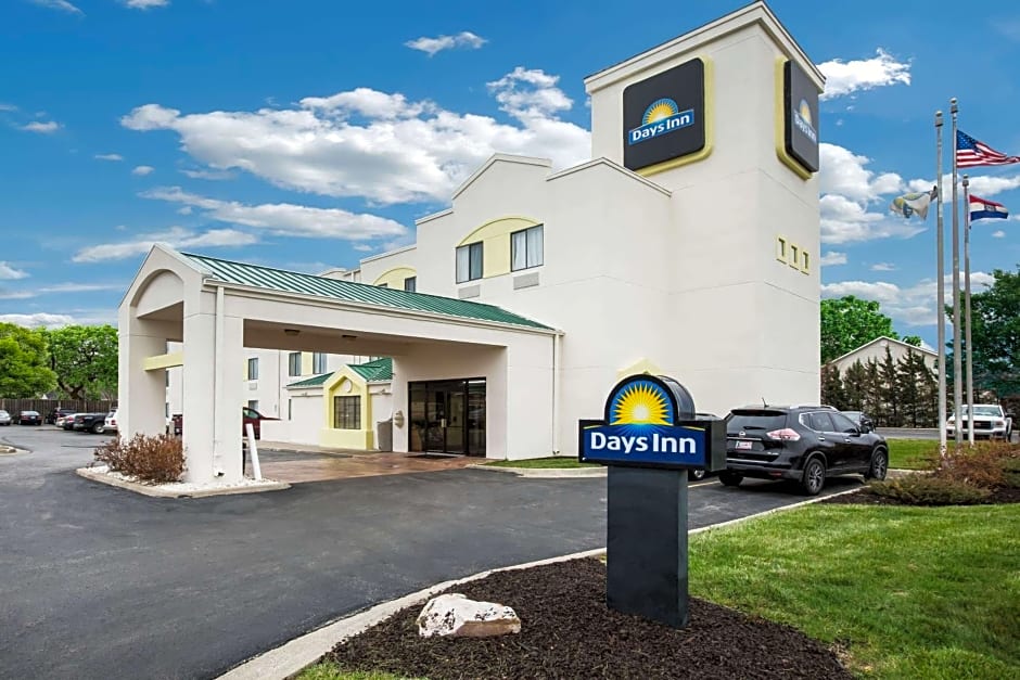 Days Inn by Wyndham Blue Springs