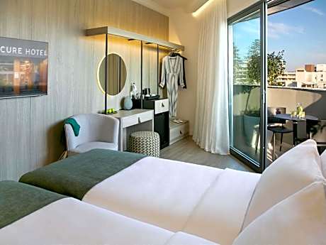 Classic room with zip beds