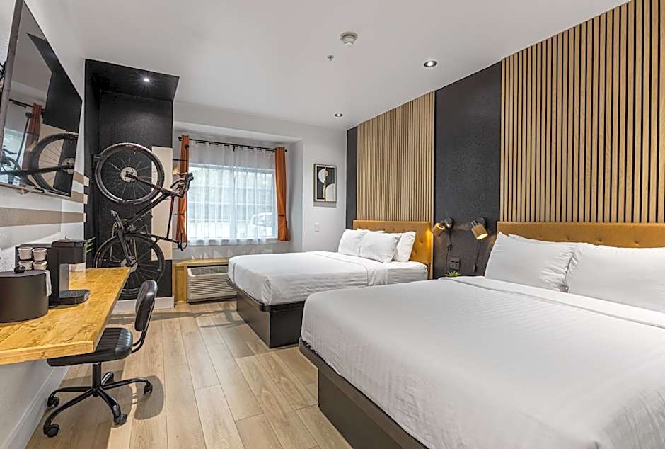 The Block Hotel