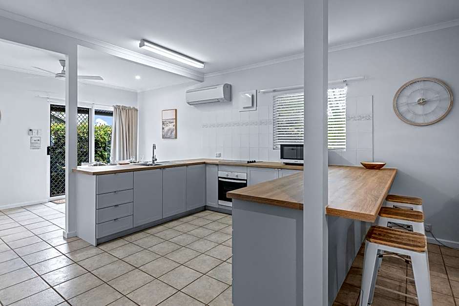 Cable Beachside Villas