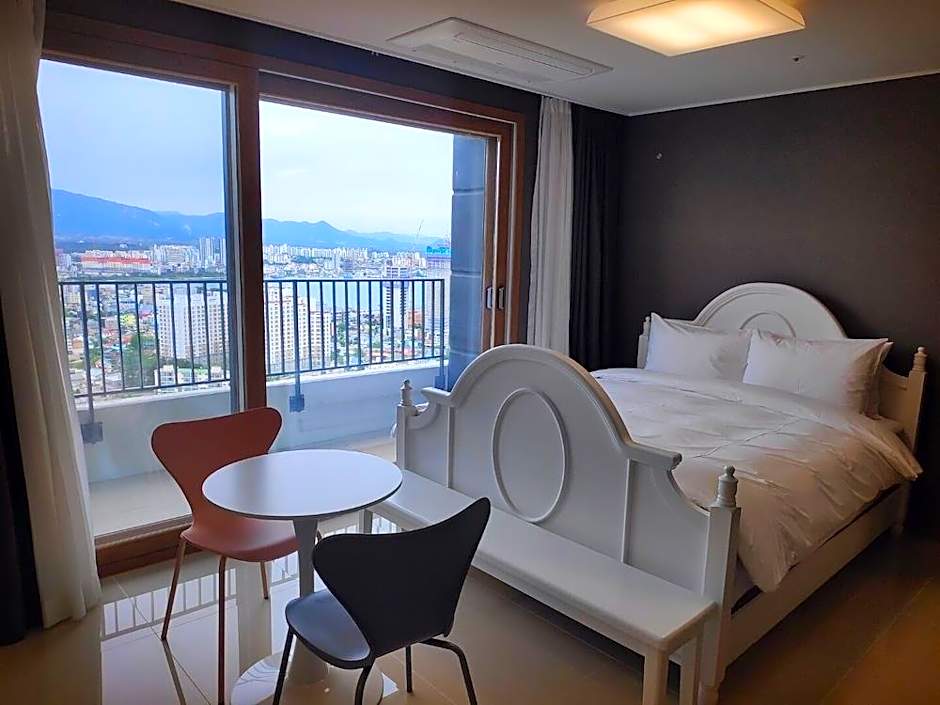 The BlueMark Hotel Sokcho