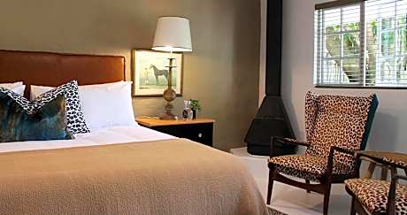 Premium King Room