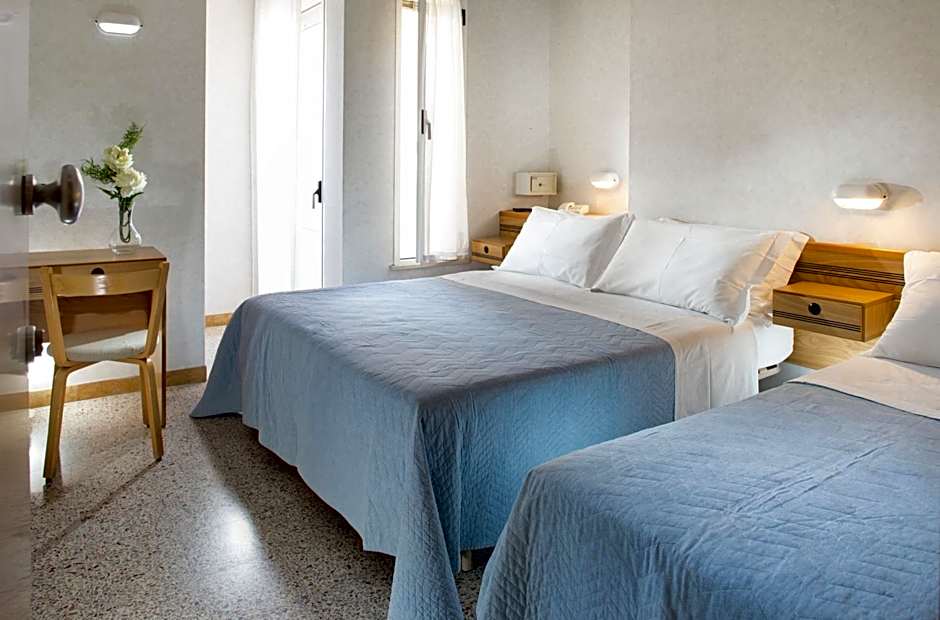 Hotel Sampaoli