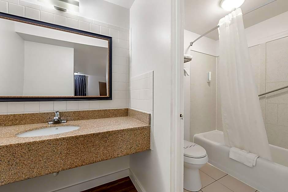 Econo Lodge Palmyra - Hershey