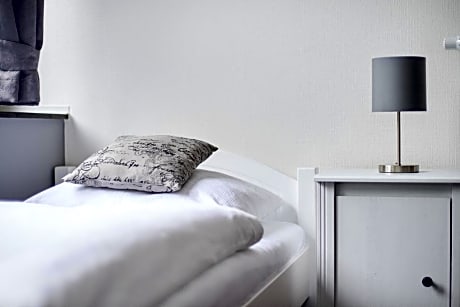 2 Beds