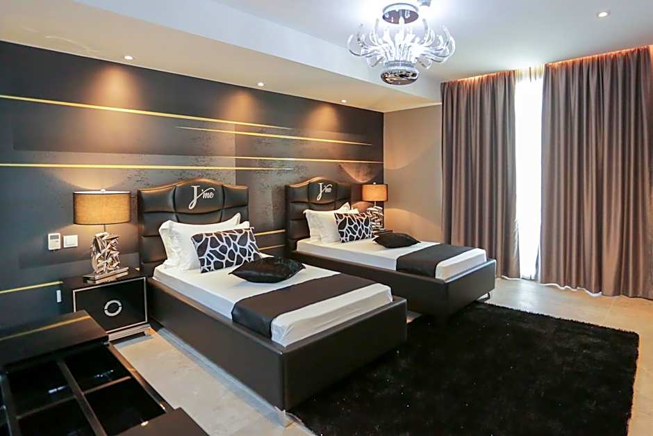 J'Me Boutique Hotel - Adults only
