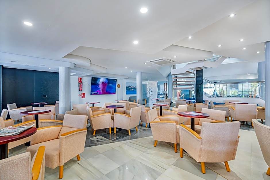 Aparthotel Flora