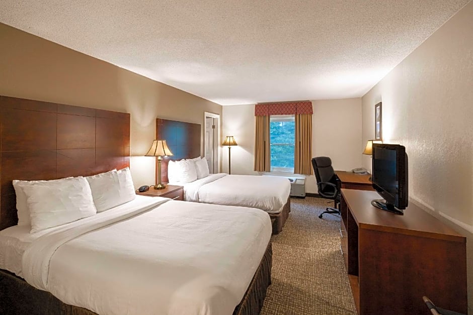 MainStay Suites Foxboro - Mansfield
