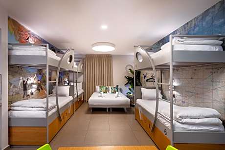 Family Studio Apartment with Bunk Beds