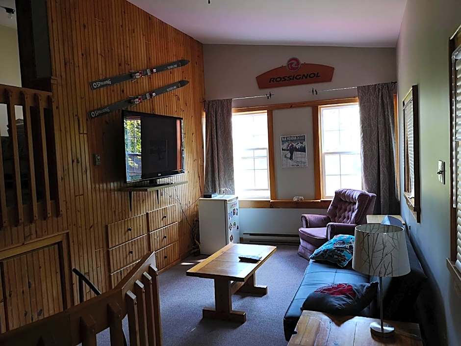 Crabbe Mountain Inn