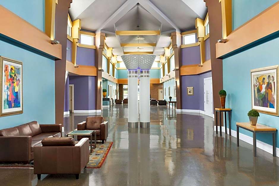 Royal Hotel Edmonton Airport Trademark Collection by Wyndham