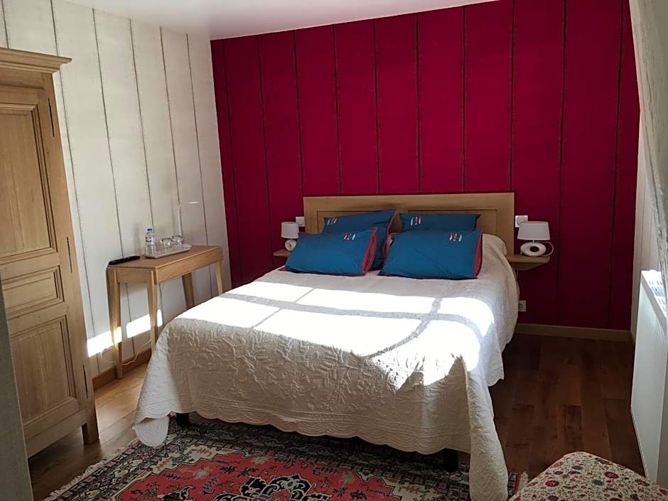 Manoir le Bout du Pont-GITES & Chambres d'Hôtes