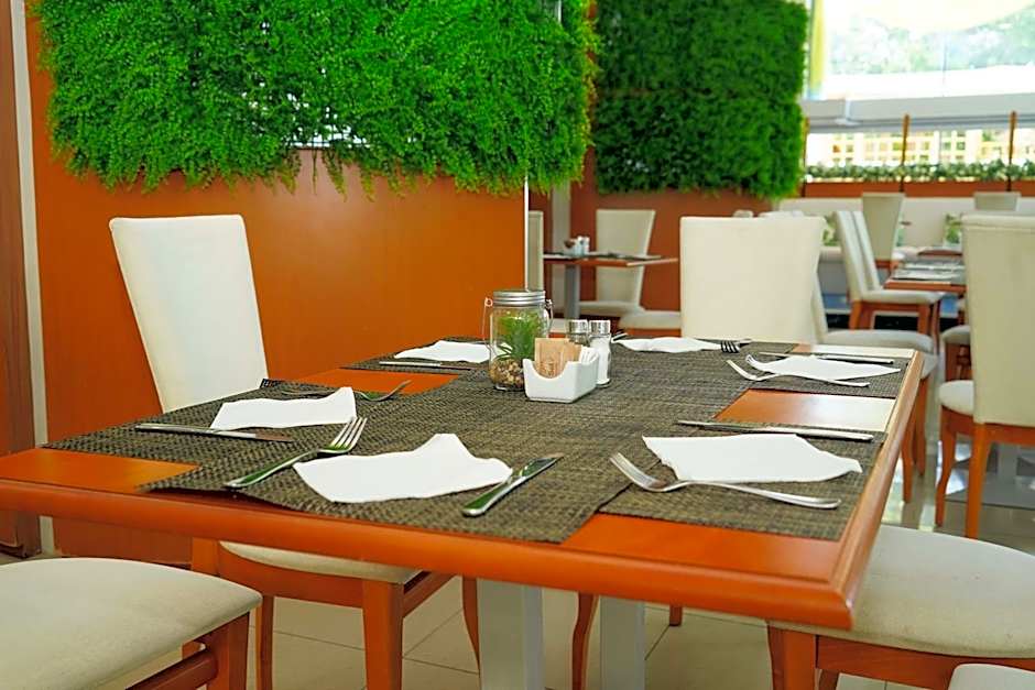 Hotel Marina Palace, Affiliated by Meliá