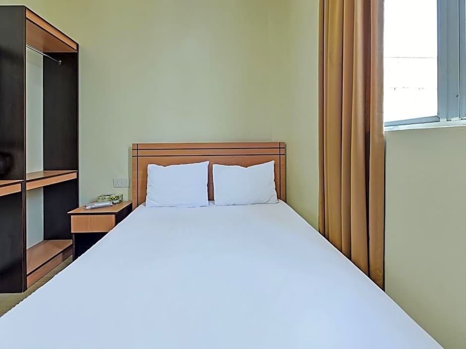 Hotel O Lucky Guesthouse