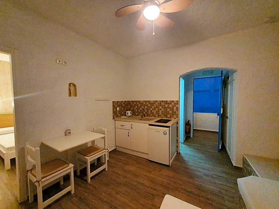 Elenis Studios