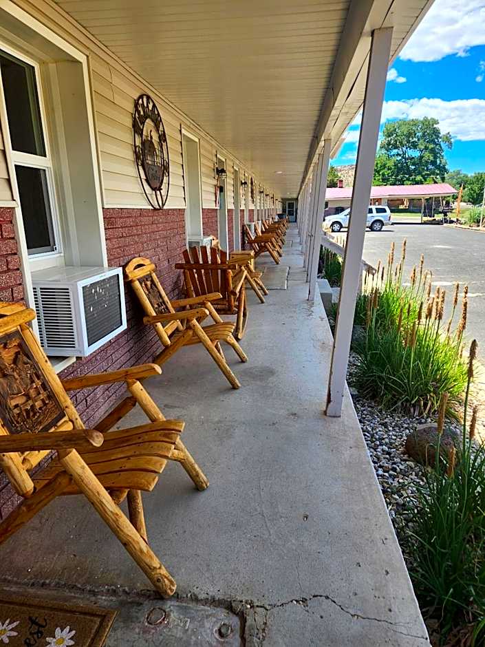 Cowboy Country Inn