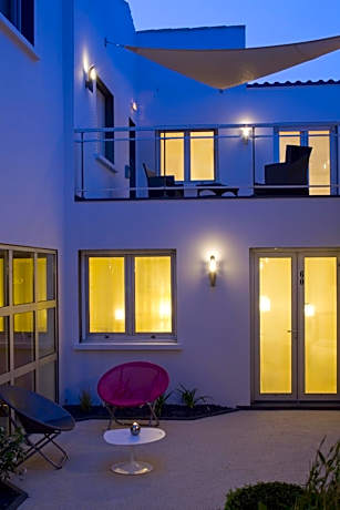 Single Room - Villa or Patio Side