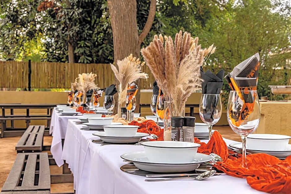 Hotel Numbi and Garden Suites