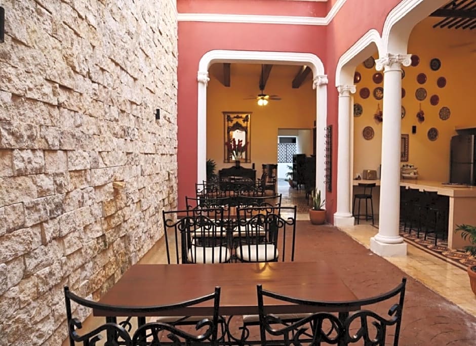 Hotel & Hostal Boutique Casa Garza