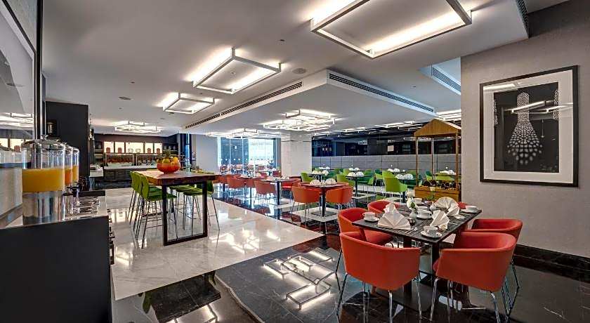 Novotel Sharjah Expo Centre