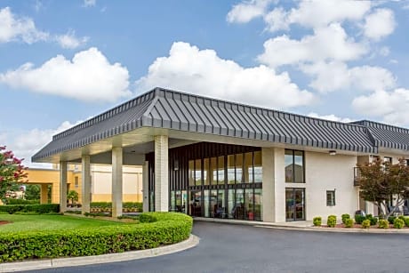Days Inn by Wyndham Florence/I-95 North