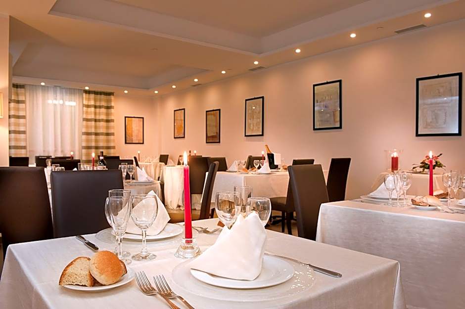 Cardinal Saint Peter Hotel