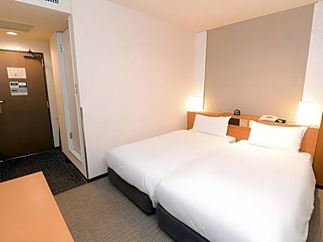 Economy twin [Economy] [Twin room] [Non-smoking] [No view]