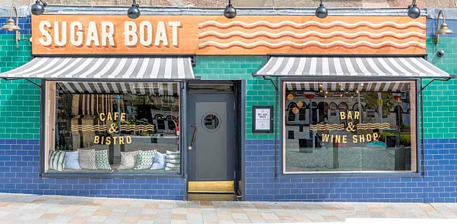 Rooms Above Sugar Boat