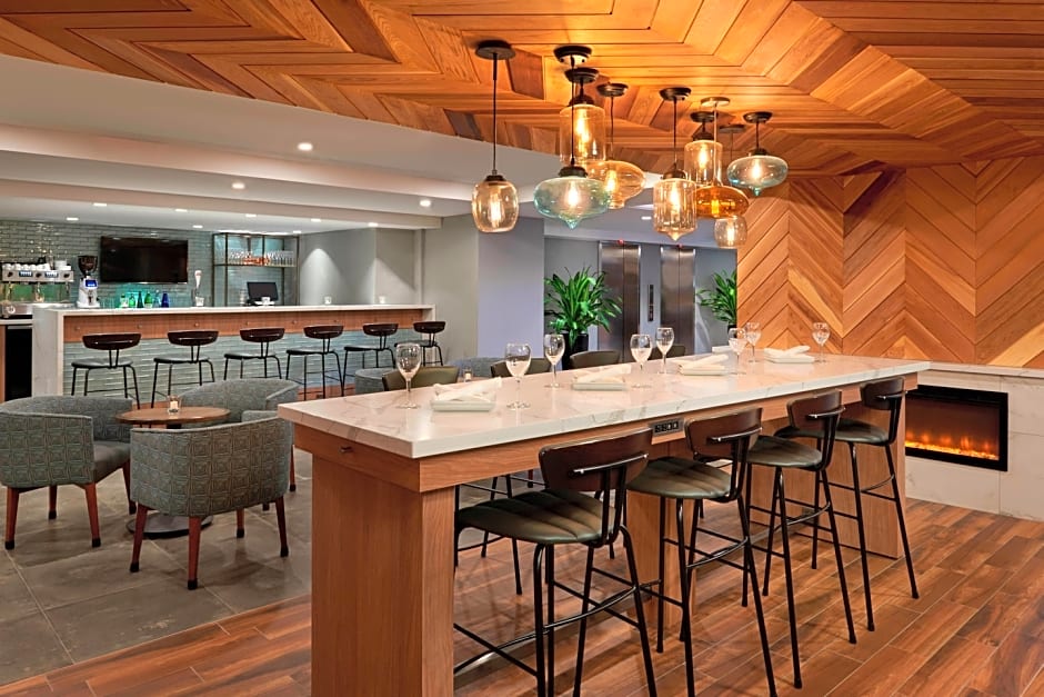 Fairfield by Marriott Montreal Downtown