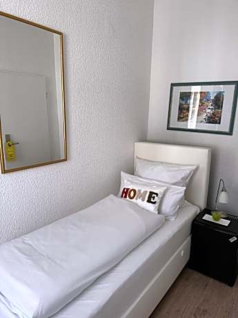 Small Single Room