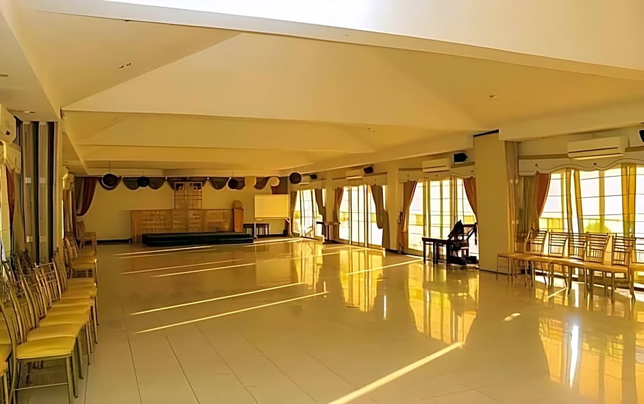 Luisita Central Park Hotel