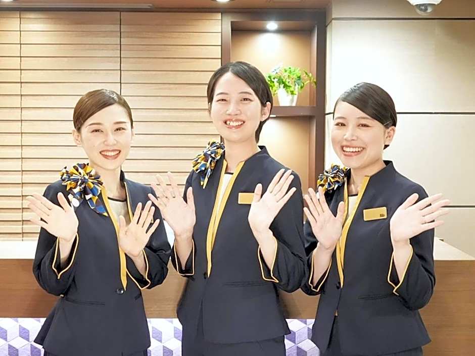 Super Hotel JR Shin-Osaka Higashiguchi