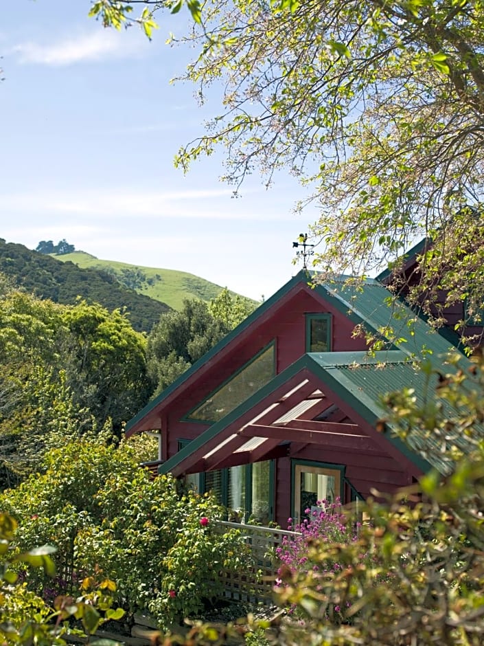 Hereweka Garden Retreat
