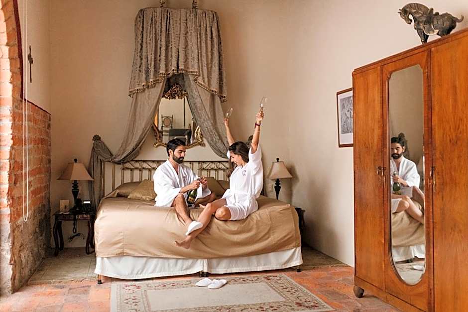 Hacienda Sepulveda Hotel & Spa