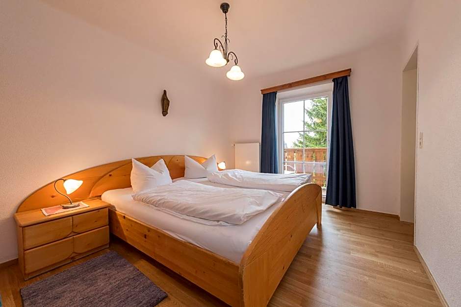 Landhaus Charlotte am Geigenbuehel -Apartments