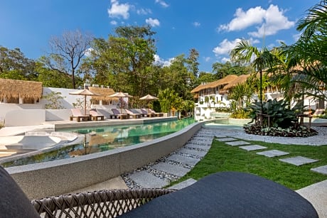 Tropical Garden Pool Access