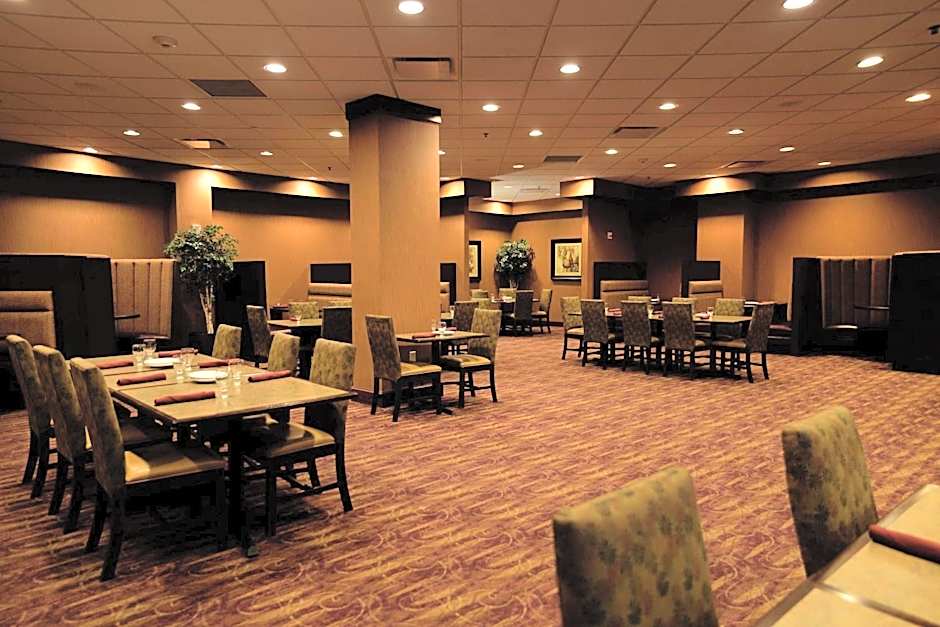 Embassy Suites by Hilton Minneapolis-North