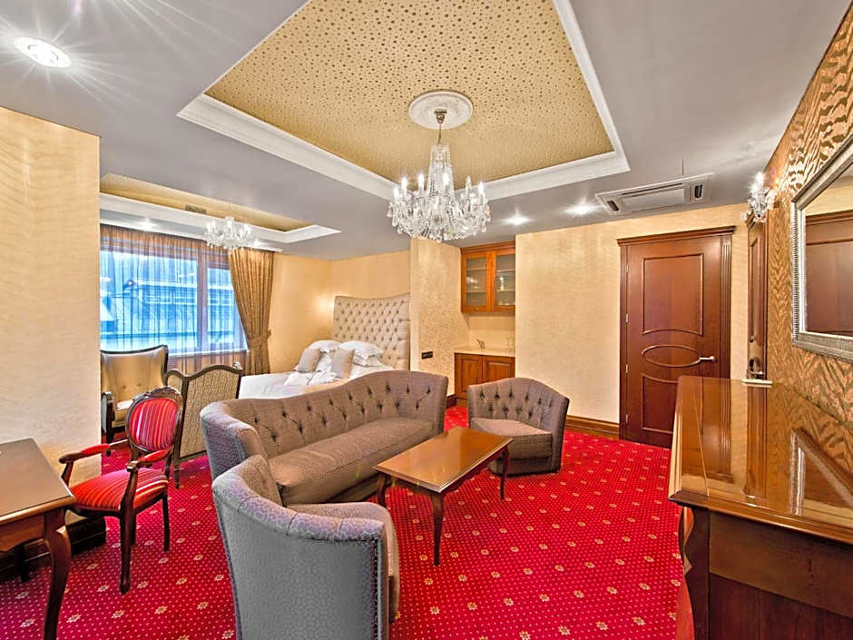 Aqua Center Apartments