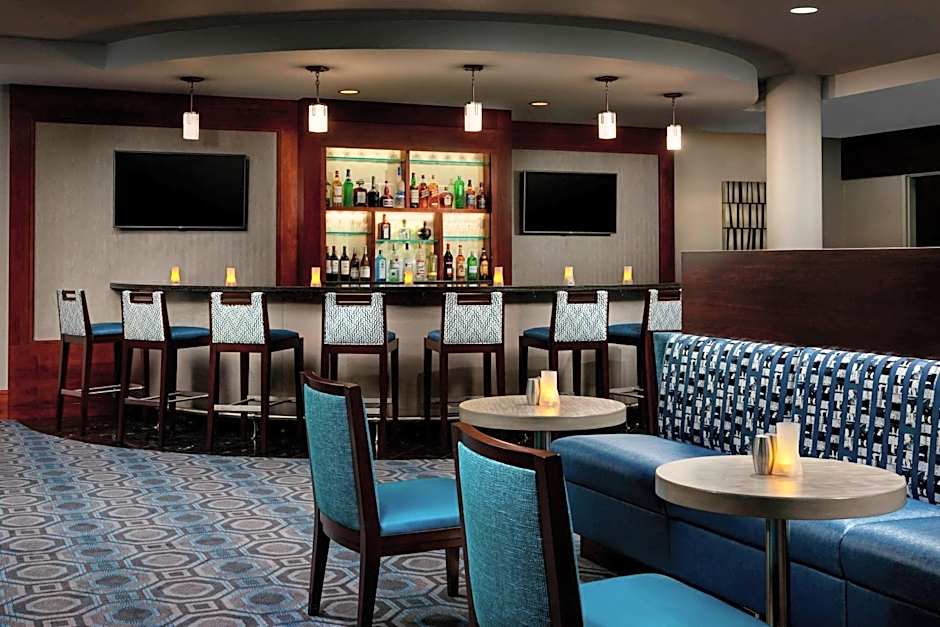 Courtyard by Marriott Boston Cambridge