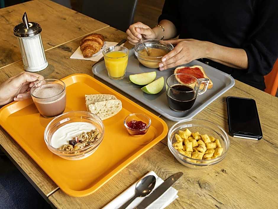 hotelF1 Paris Porte de Chatillon