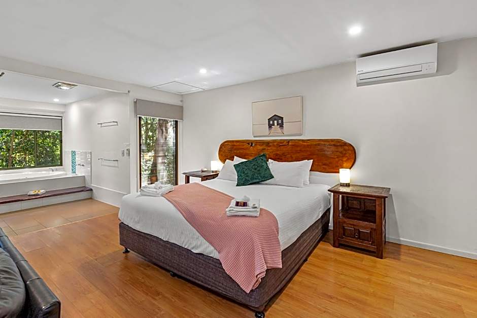Hunchy Hideaway