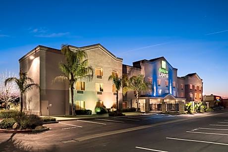 Holiday Inn Express Rocklin - Galleria Area By IHG